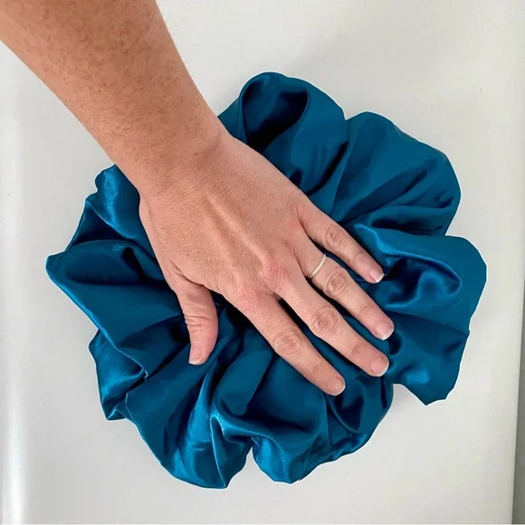 The Room Shop Giant Satin Scrunchie in Peacock - Picture 7 of 8